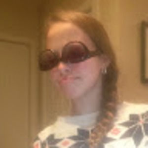 Meet your Posher, Ella